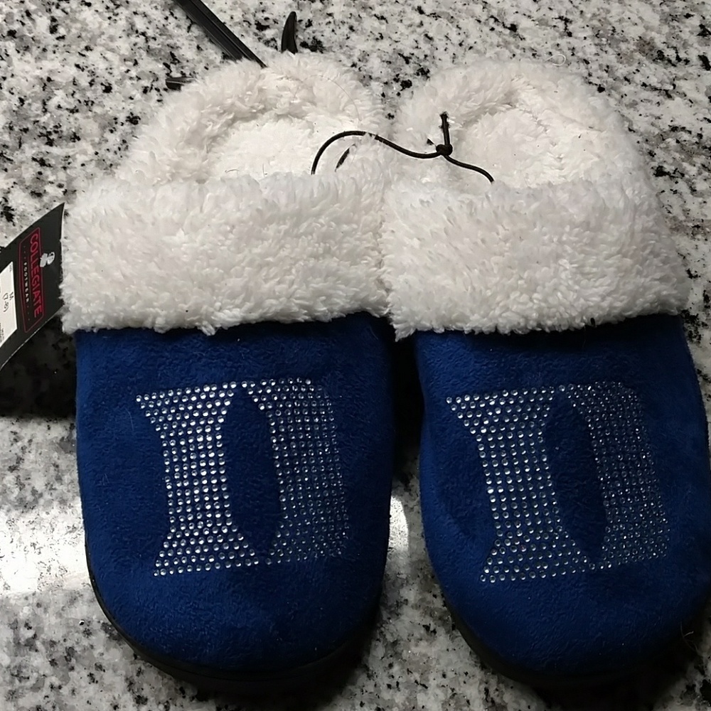 Nwt, Duke bedroom skippers